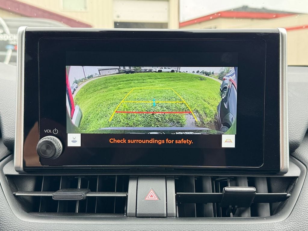 2025 Toyota RAV4 LE AWD