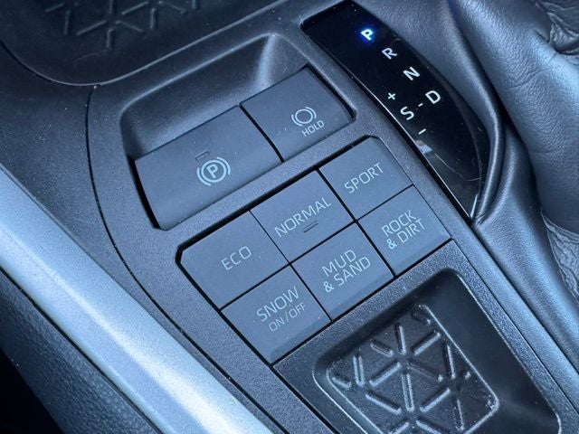 2024 Toyota RAV4 LE AWD