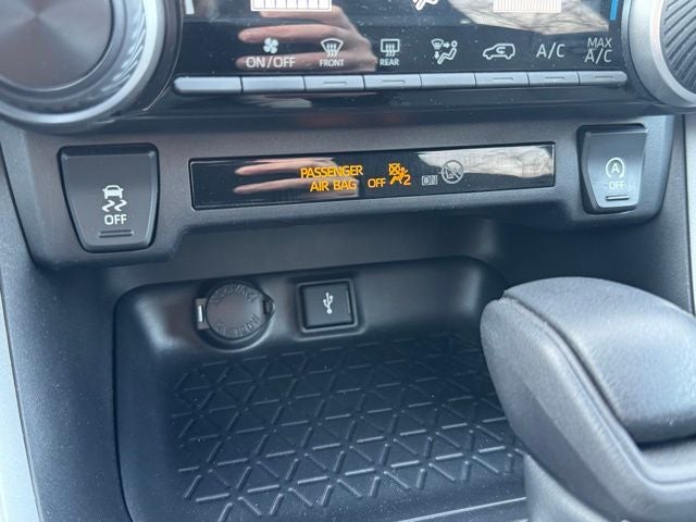 2021 Toyota RAV4 LE AWD