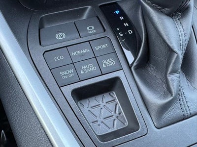 2021 Toyota RAV4 LE AWD