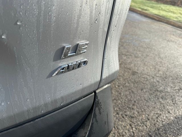 2021 Toyota RAV4 LE AWD