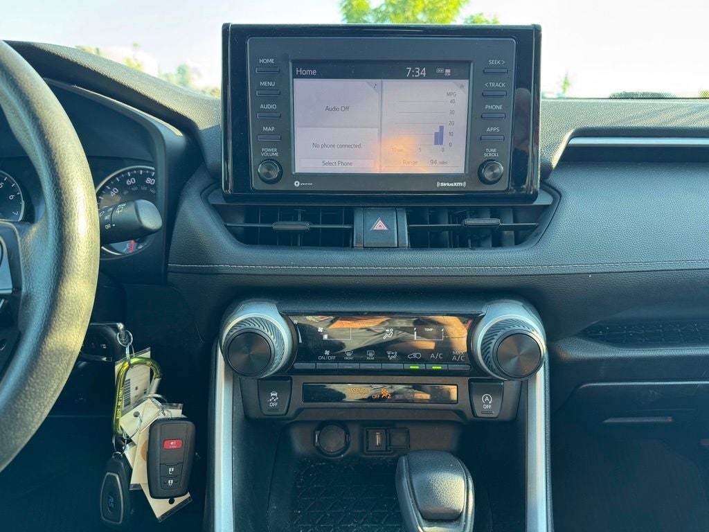 2021 Toyota RAV4 LE AWD
