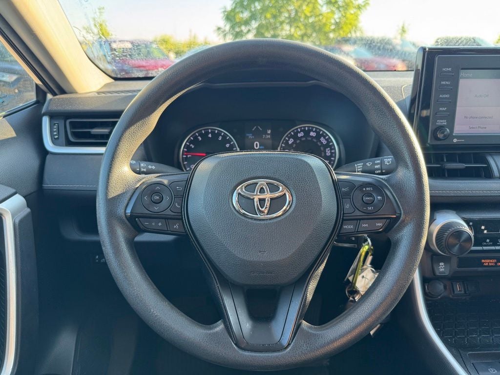 2021 Toyota RAV4 LE AWD