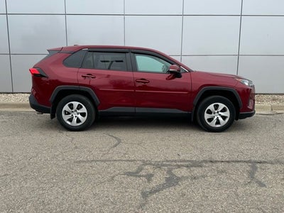 2022 Toyota RAV4 LE AWD