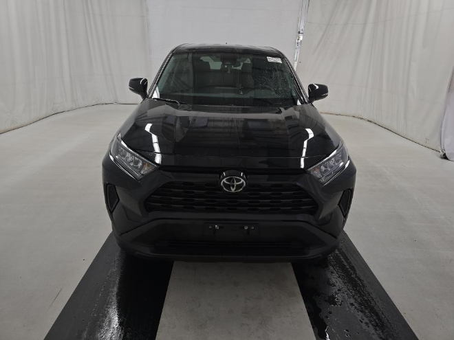 2022 Toyota RAV4 LE AWD