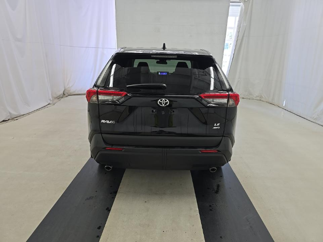 2025 Toyota RAV4 LE AWD