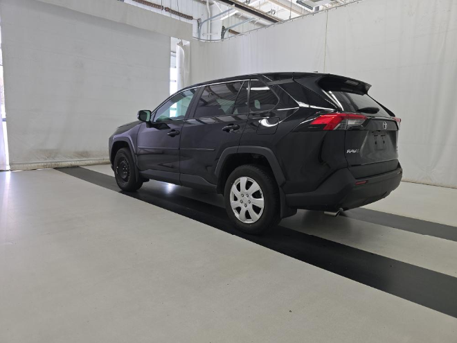 2023 Toyota RAV4 LE AWD