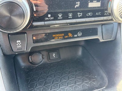 2020 Toyota RAV4 LE FWD