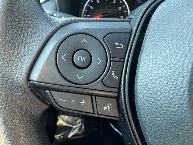 2020 Toyota RAV4 LE FWD