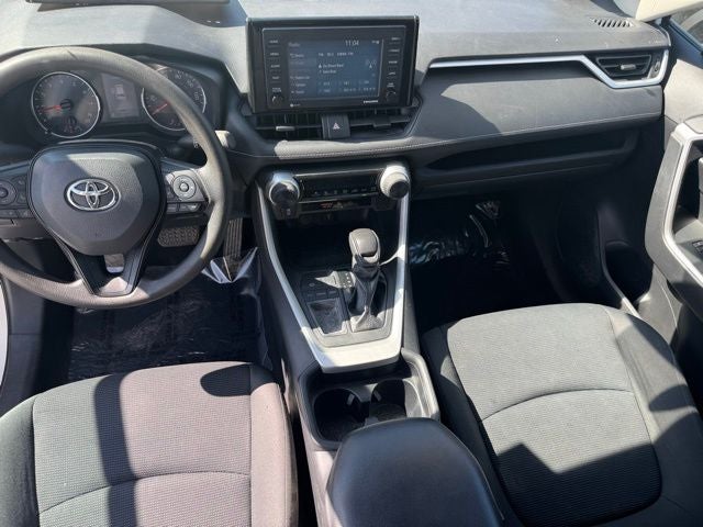 2020 Toyota RAV4 LE FWD