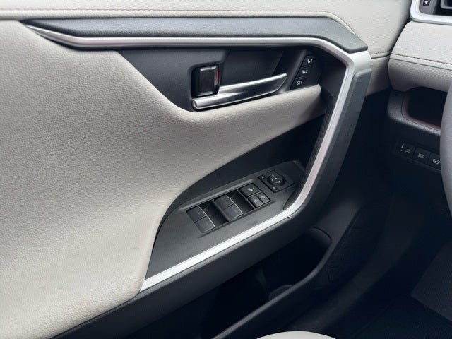 2025 Toyota RAV4 Limited AWD