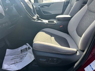 2020 Toyota RAV4 XLE AWD