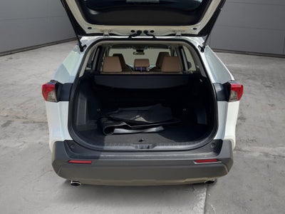 2025 Toyota RAV4 XLE AWD