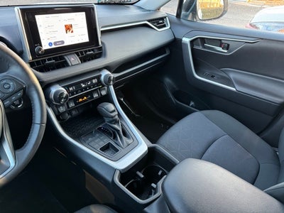 2024 Toyota RAV4 XLE AWD