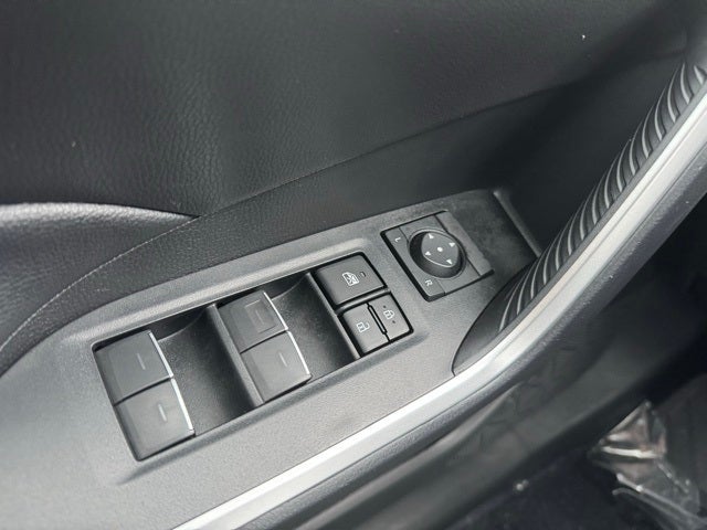 2025 Toyota RAV4 XLE AWD