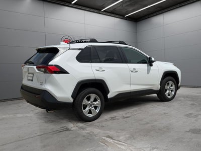 2021 Toyota RAV4 XLE AWD