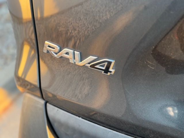 2022 Toyota RAV4 XLE AWD