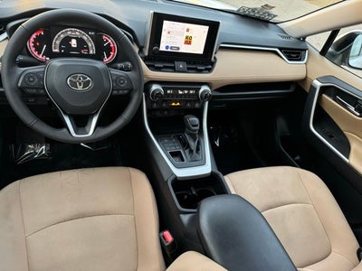 2025 Toyota RAV4 XLE AWD