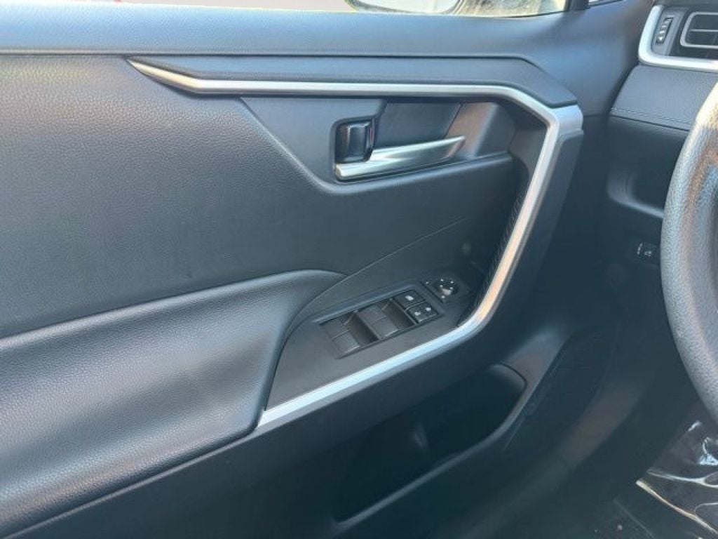 2021 Toyota RAV4 XLE AWD