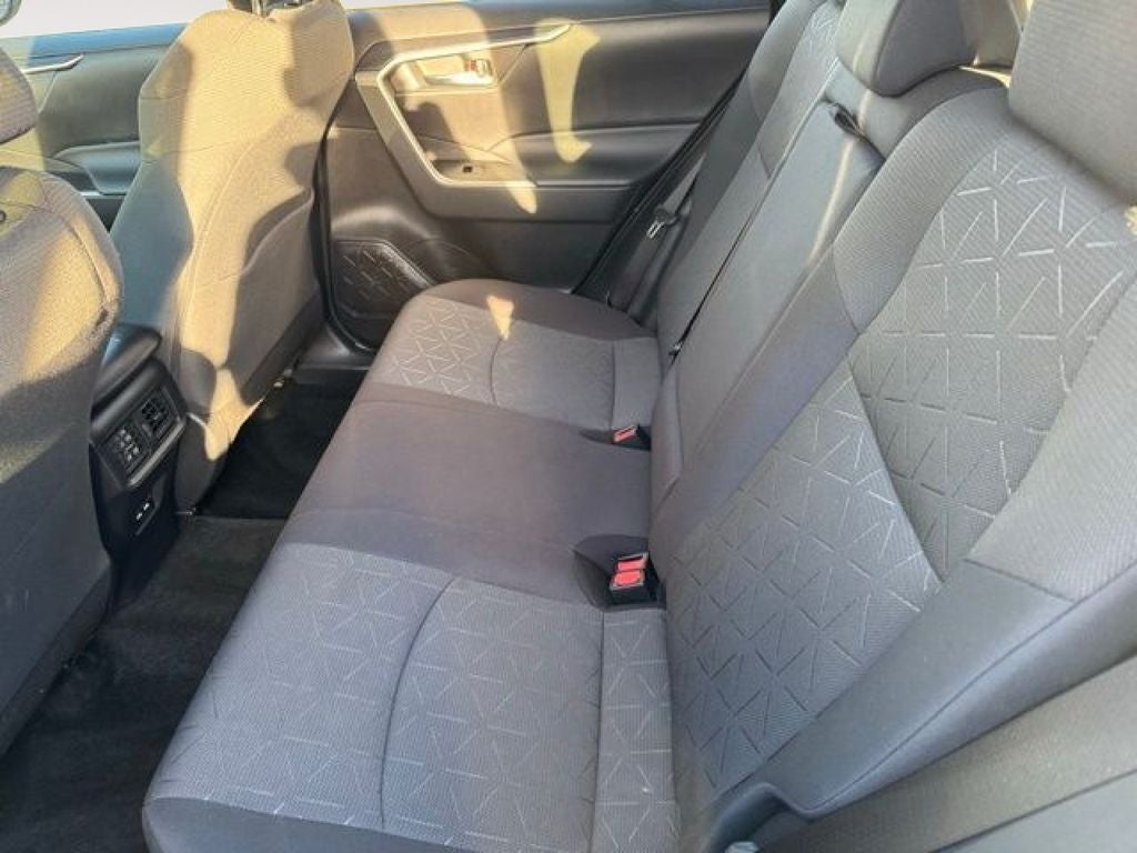 2021 Toyota RAV4 XLE AWD