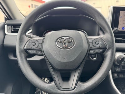 2025 Toyota RAV4 XLE AWD