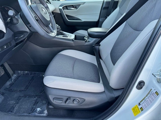 2023 Toyota RAV4 XLE AWD