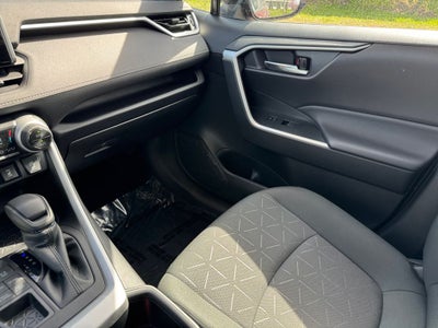 2024 Toyota RAV4 XLE AWD
