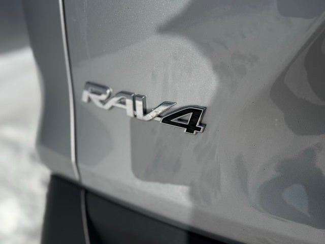 2021 Toyota RAV4 XLE AWD