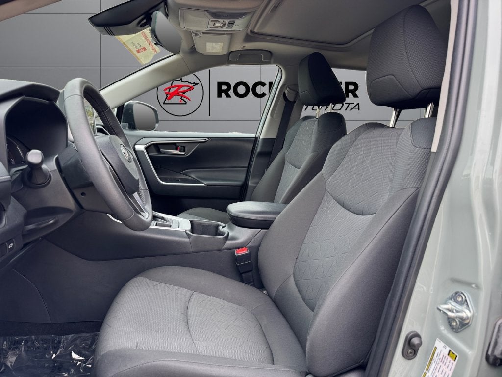 2023 Toyota RAV4 XLE AWD
