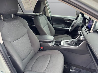 2023 Toyota RAV4 XLE AWD