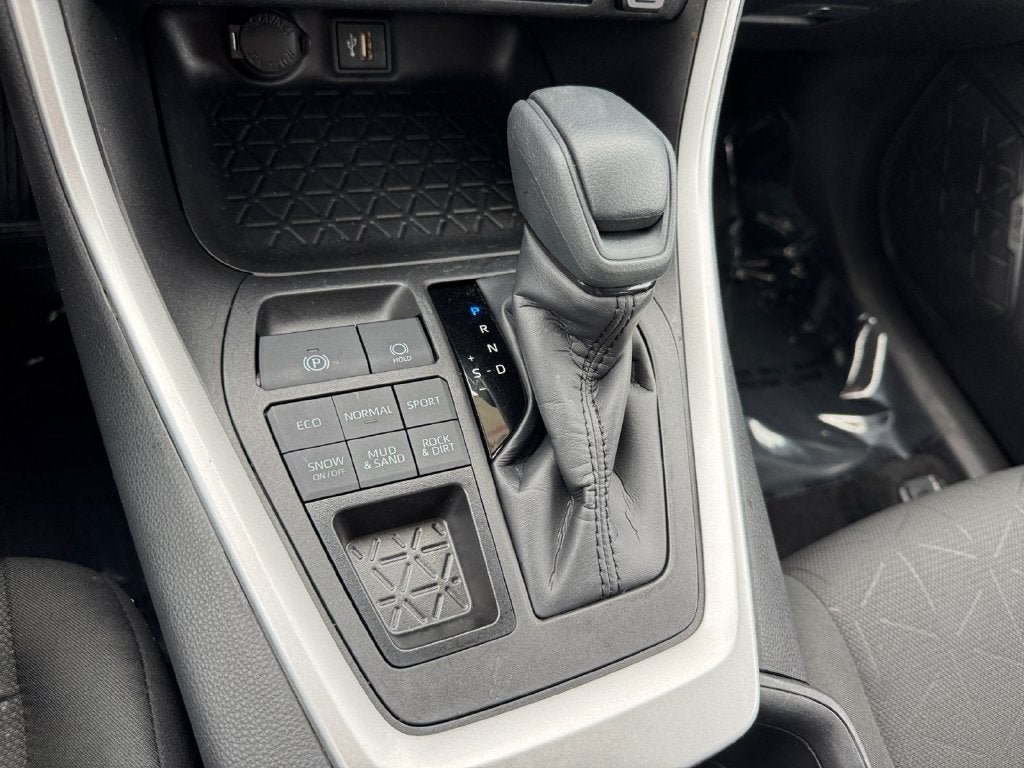 2023 Toyota RAV4 XLE AWD