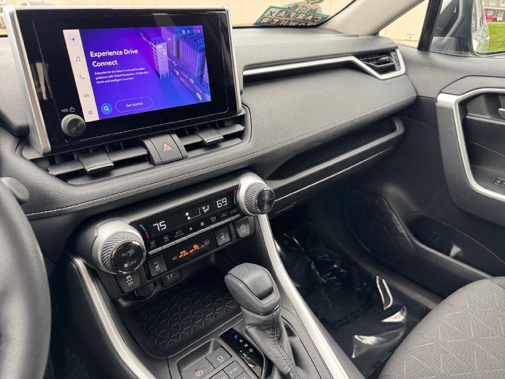 2023 Toyota RAV4 XLE AWD