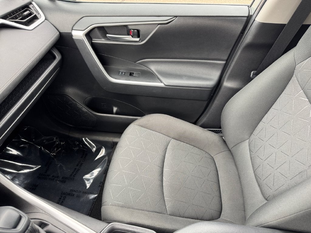 2023 Toyota RAV4 XLE AWD