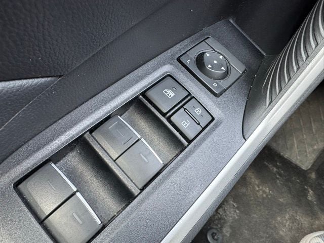 2025 Toyota RAV4 XLE AWD