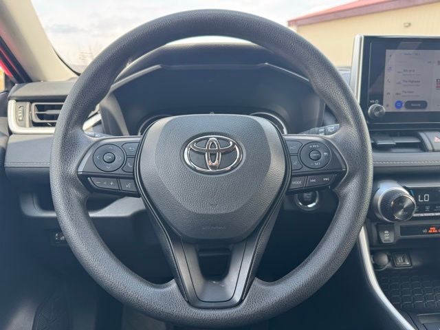2025 Toyota RAV4 XLE AWD