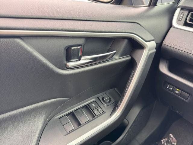 2024 Toyota RAV4 XLE AWD