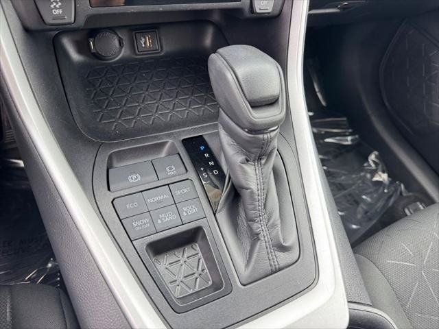 2024 Toyota RAV4 XLE AWD