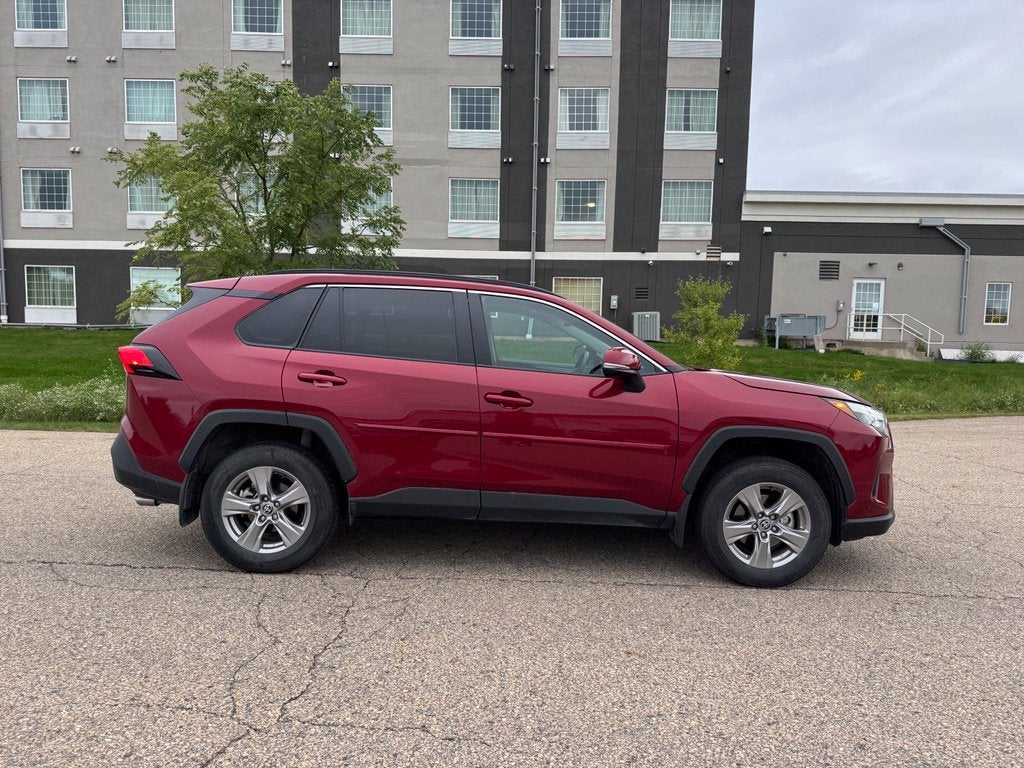 2023 Toyota RAV4 XLE AWD