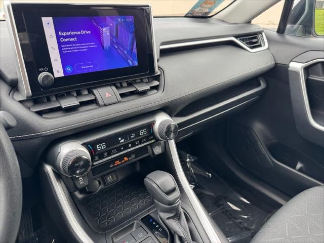 2024 Toyota RAV4 XLE AWD