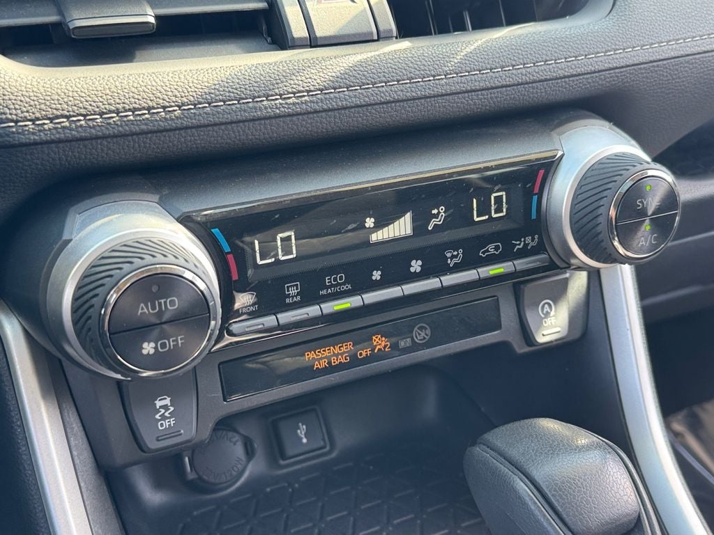 2020 Toyota RAV4 XLE AWD