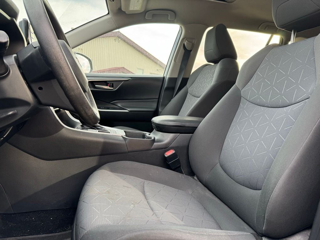 2020 Toyota RAV4 XLE AWD
