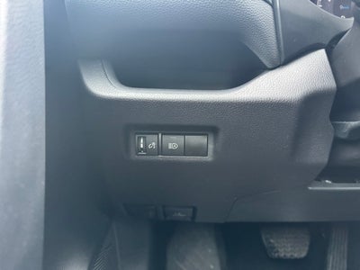 2025 Toyota RAV4 XLE AWD