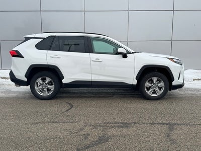 2025 Toyota RAV4 XLE AWD