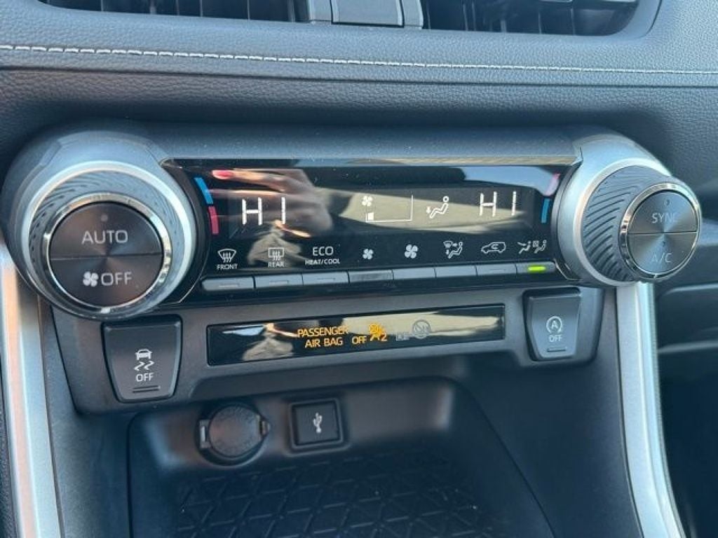 2022 Toyota RAV4 XLE AWD