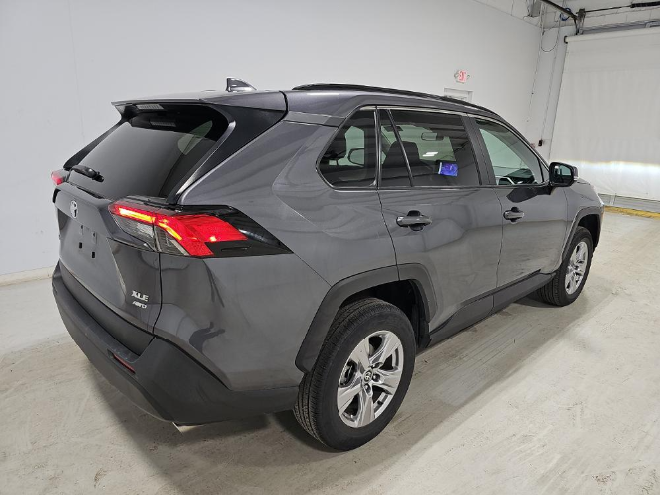 2024 Toyota RAV4 XLE AWD