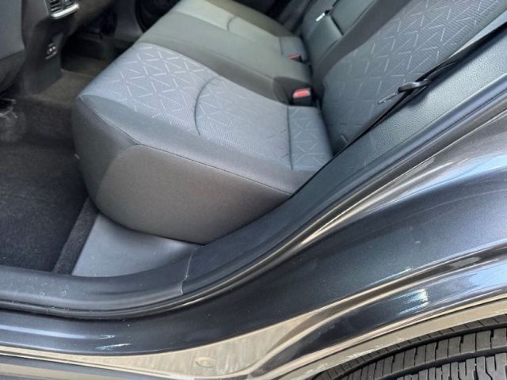 2025 Toyota RAV4 XLE AWD