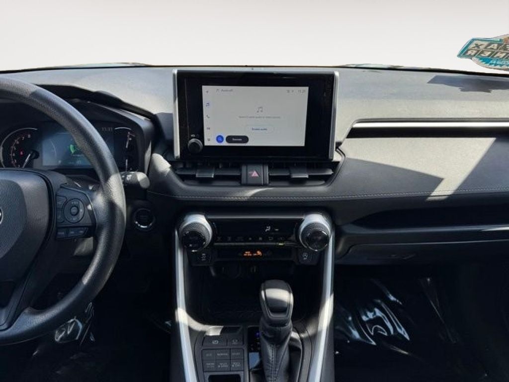 2025 Toyota RAV4 XLE AWD