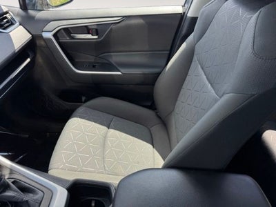 2025 Toyota RAV4 XLE AWD