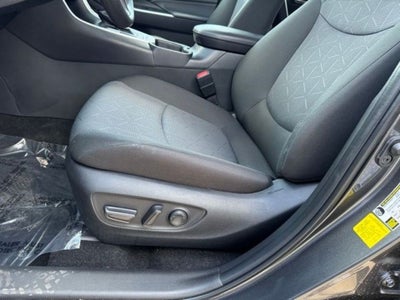 2025 Toyota RAV4 XLE AWD