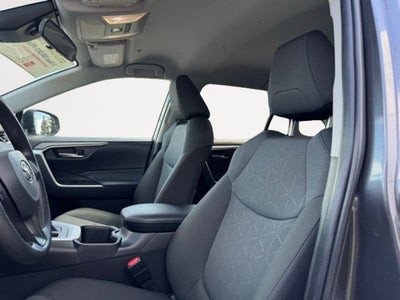 2025 Toyota RAV4 XLE AWD